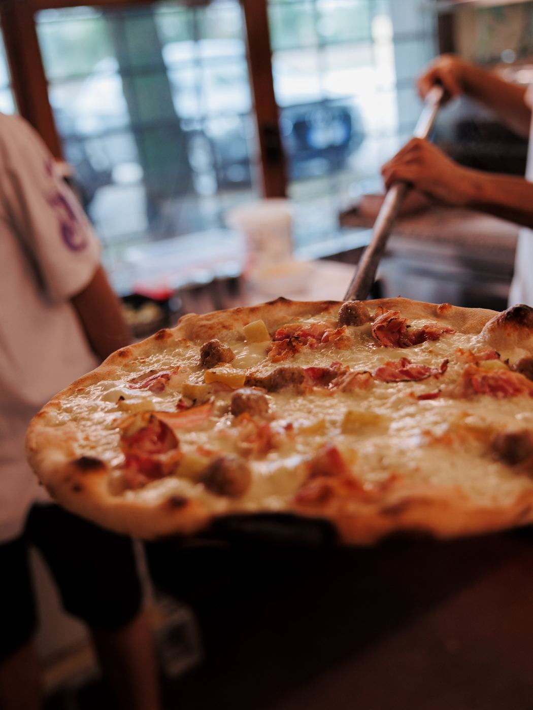 Pizza appena sfornata